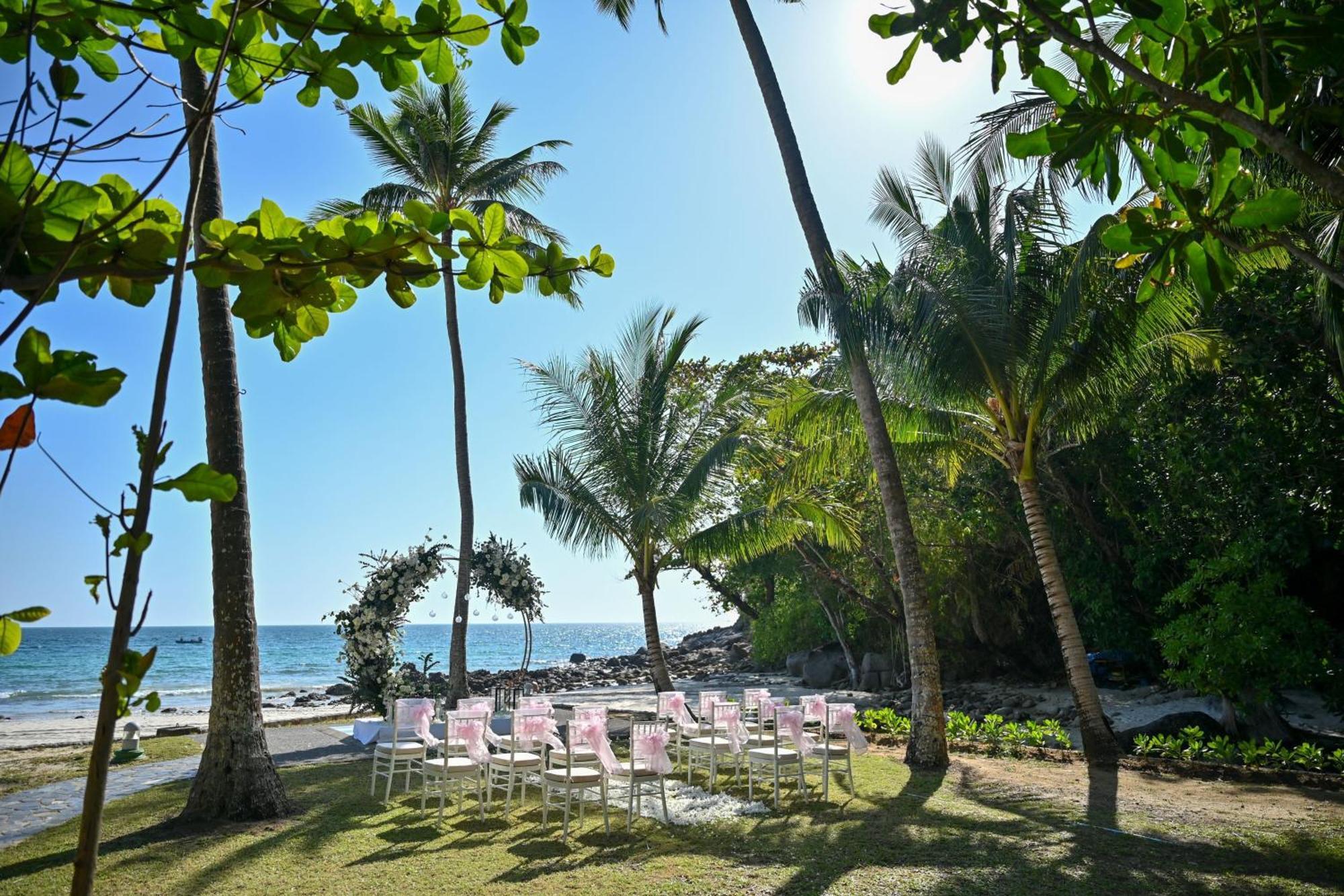 Le Meridien Phuket Beach Resort - Karon Zewnętrze zdjęcie